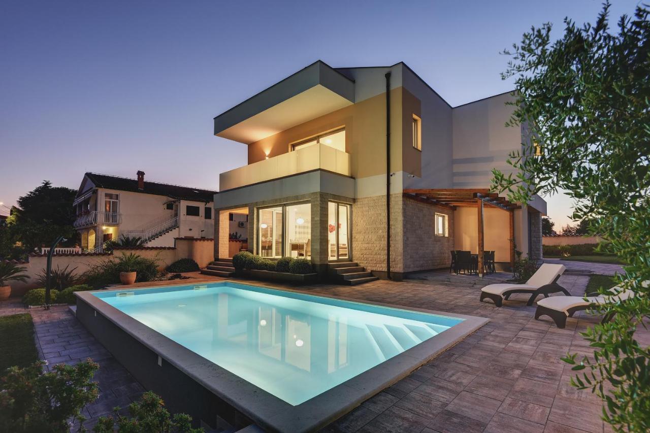 Villa White Barbariga Esterno foto
