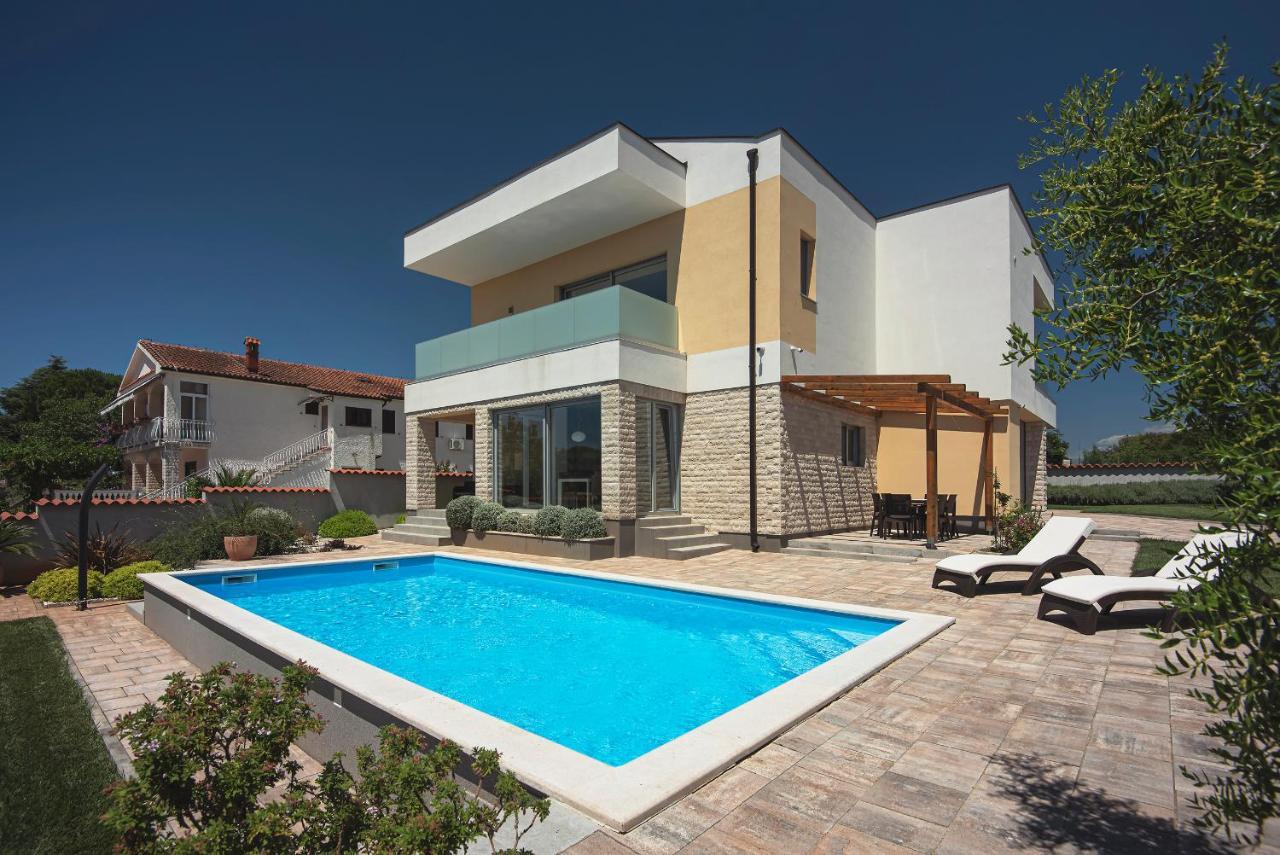 Villa White Barbariga Esterno foto