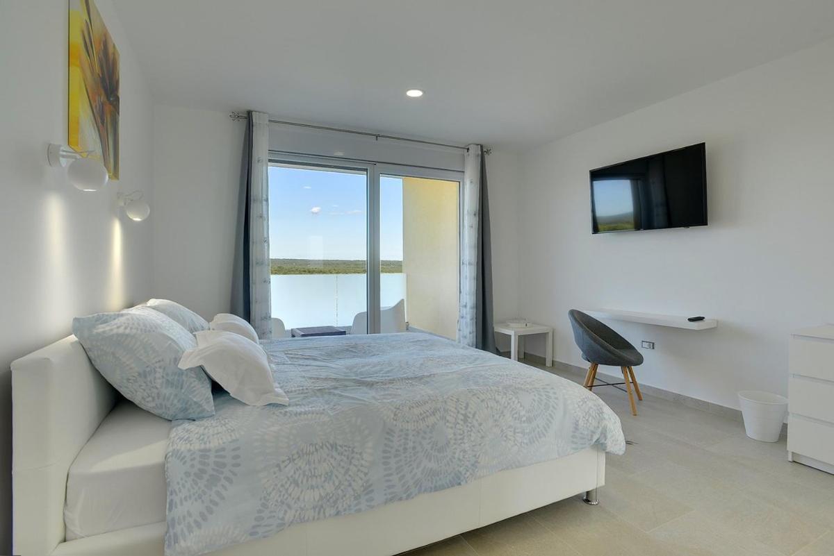 Villa White Barbariga Esterno foto