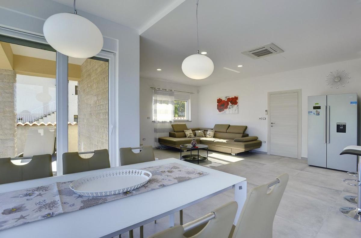 Villa White Barbariga Esterno foto